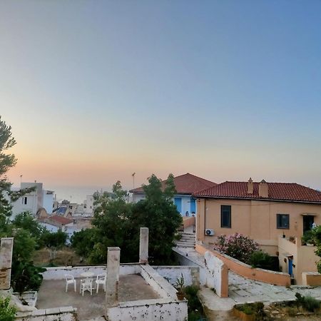 Οικογένειακο Διαμέρισμα Με Θέα 2 Chania  Exteriör bild